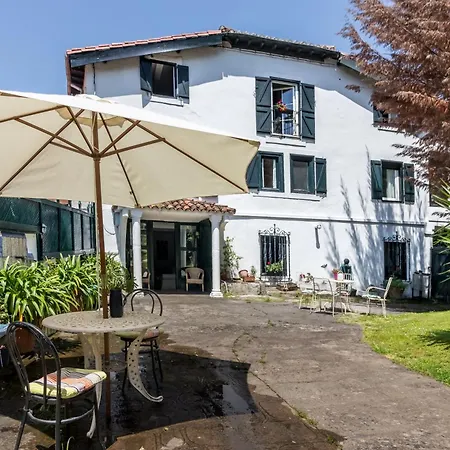 Casa Con Espectacular Jardin Privado Дом отдыха *